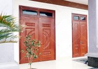 Những tiêu chí về cửa thép vân gỗ đẹp và hợp phong thủy