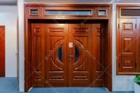 Cách chọn cửa trước an toàn và chắc chắn