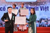 Koffmann vinh dự bằng khen Doanh nhân tiêu biểu năm 2022